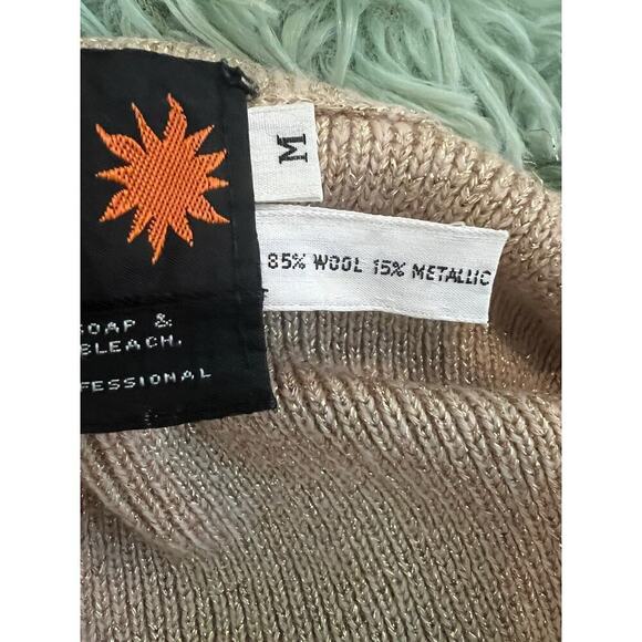 Vintage British Colony of Hong Kong Gold Handmade Wool Blend Sweater  M - Picture 9 of 9